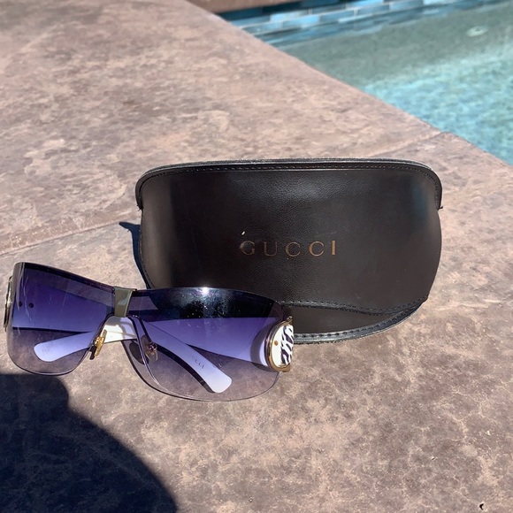 Gucci Accessories - Gucci Sunglasses Case